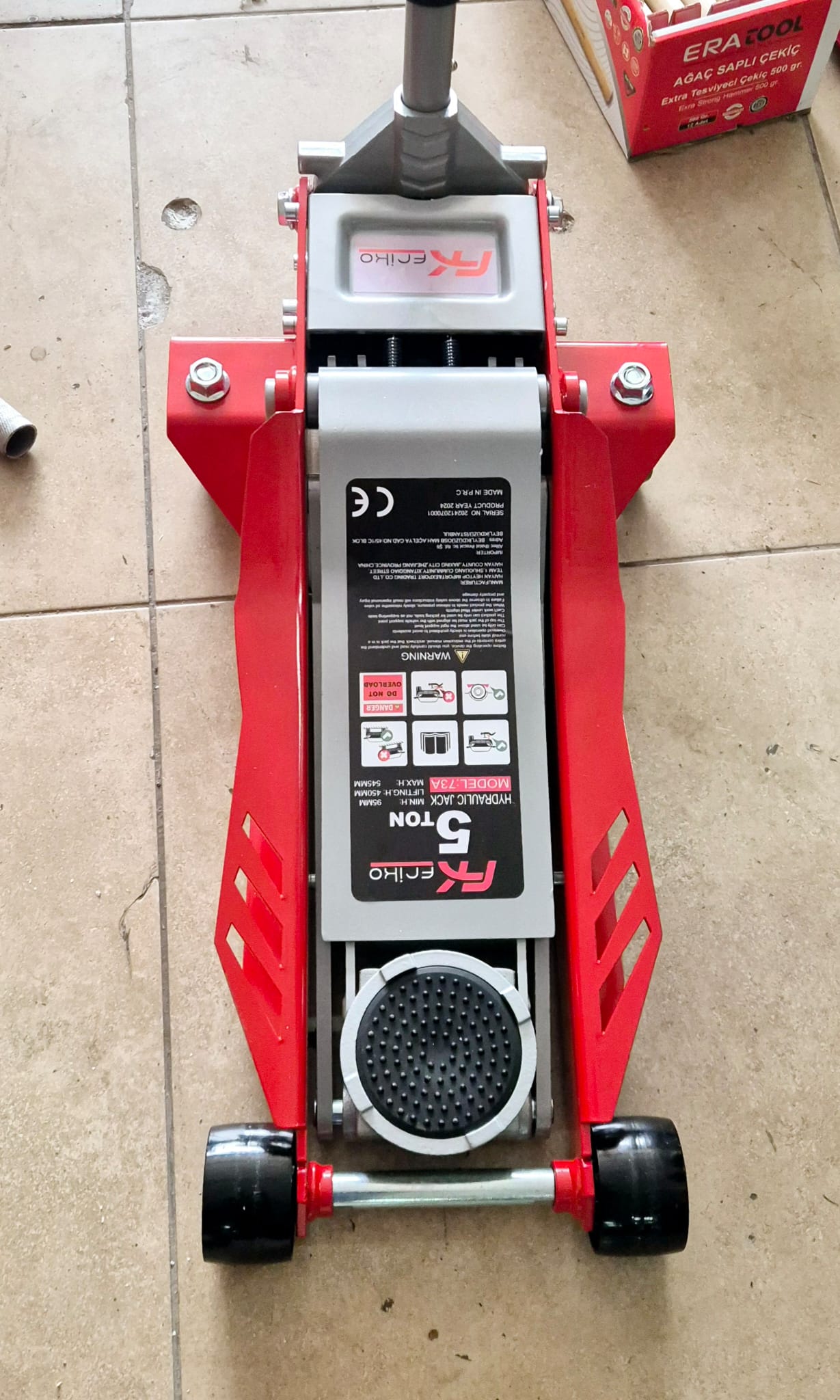 98b51922-31eb-4646-8476-753a99b23072 Çift Piston 5 Ton Düşük Profil Hidrolik Arabalı Kriko - 73A