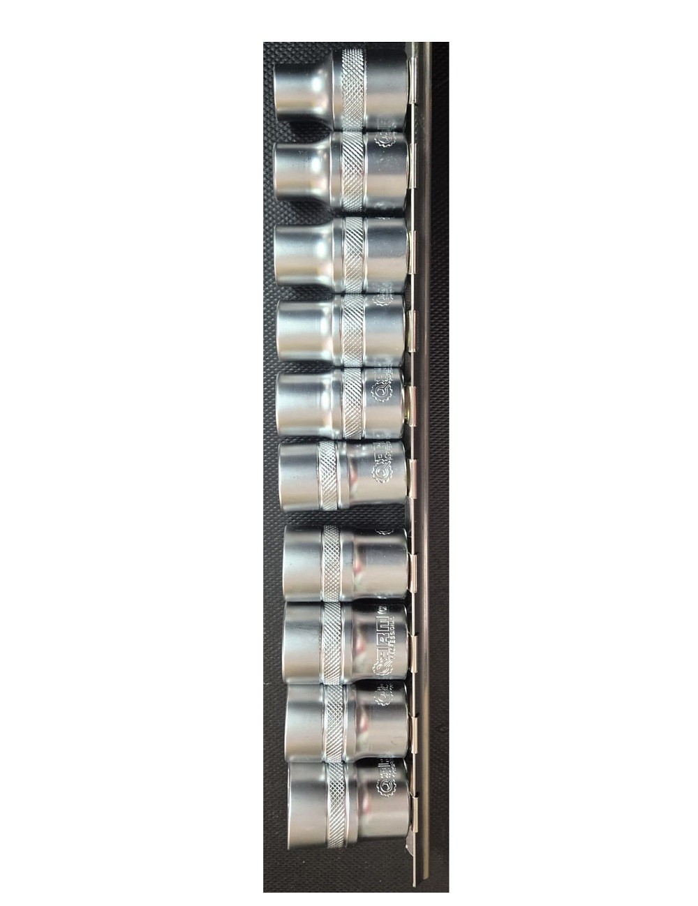 arm-1-2-kisa-yildiz-lokma-takimi-12-kose-10-parca (4) ARM 1/2 CR-V Kısa Yıldız Lokma Takımı 12 Köşe 10 Parça - ARMK1012