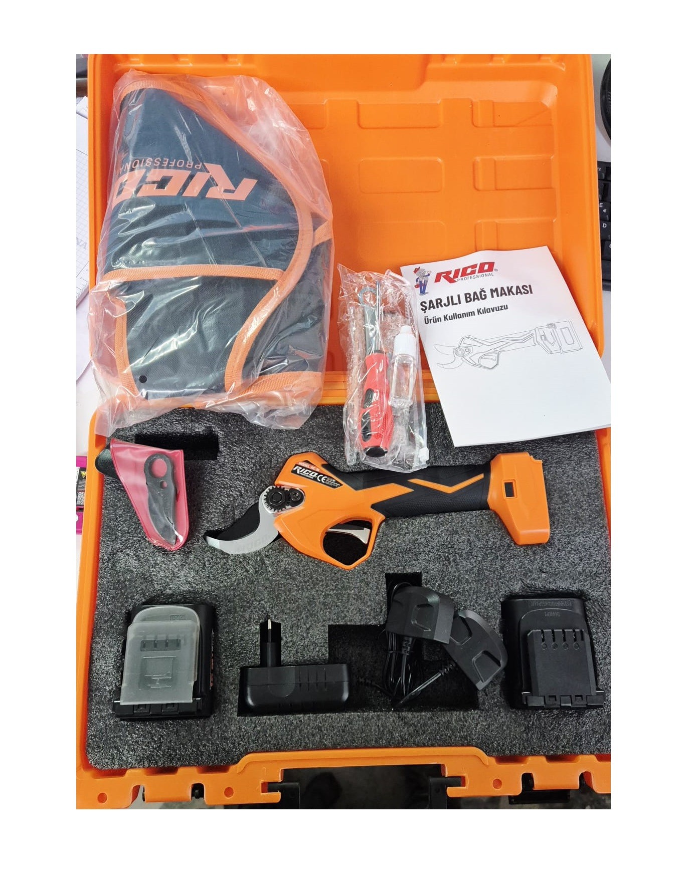 rico-sarjli-budama-makasi-rc36 (3) Rico Şarjlı Budama Makası RC36 - RC36